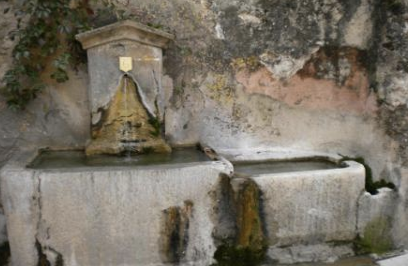 sept-fontaines-villecroze1